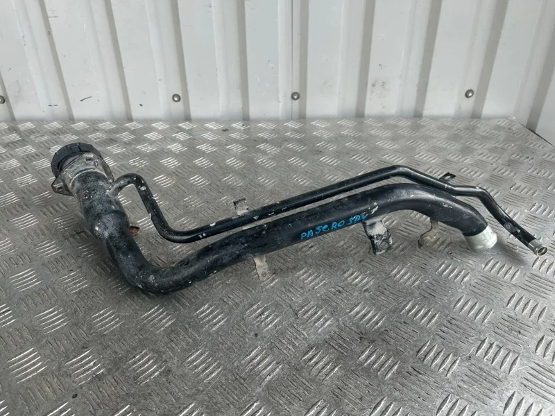 Горловина топливного бака MITSUBISHI PAJERO SPORT 1996-2008 K9#W