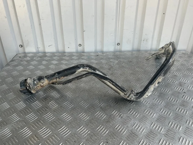 Горловина топливного бака MITSUBISHI OUTLANDER 2003-2006 CU