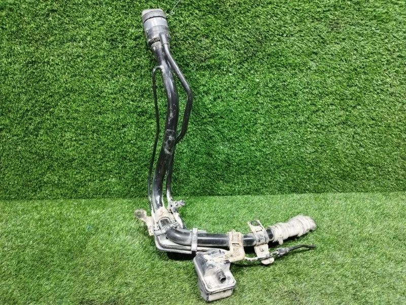 Горловина топливного бака TOYOTA CAMRY 2006-2011 V40