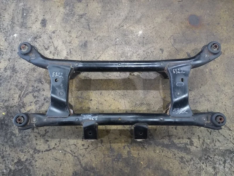 Балка задняя HYUNDAI TUCSON 2004-2009 JM