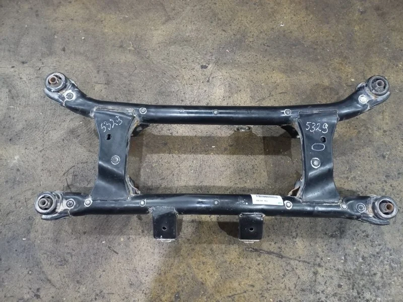 Балка задняя HYUNDAI TUCSON 2004-2009 JM