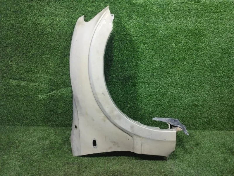 Крыло MITSUBISHI PAJERO 2003-2006 V75W