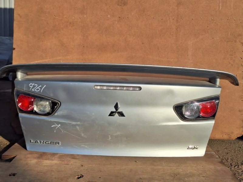 Крышка багажника MITSUBISHI LANCER 2007-2017 CY#