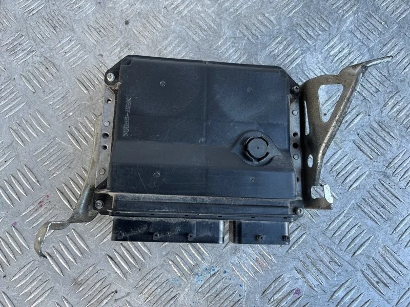 Блок управления двигателем TOYOTA AURIS 2006-2012 ZRE151