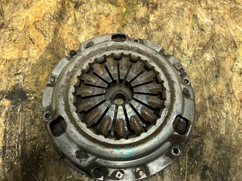 Маховик мкпп MAZDA 3 2003-2009 BK