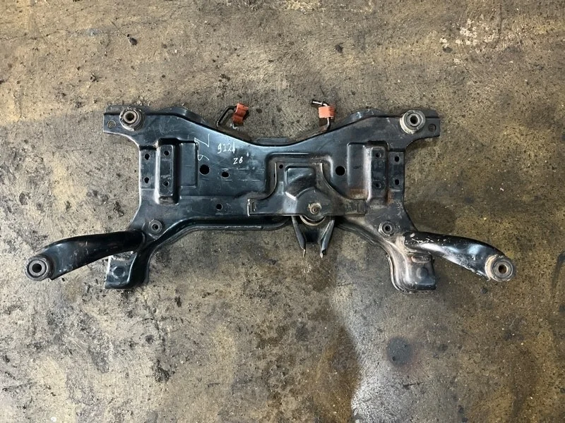 Подрамник MAZDA 3 2003-2006 BK