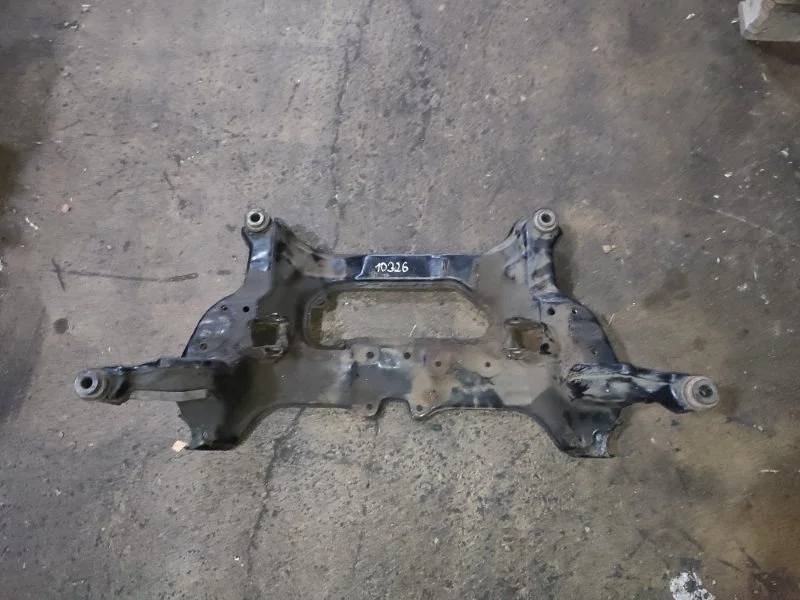 Подрамник NISSAN X-TRAIL 2000-2007 T30