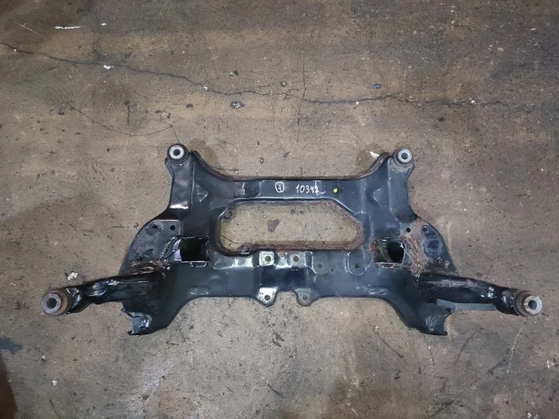 Подрамник NISSAN X-TRAIL 2000-2007 T30