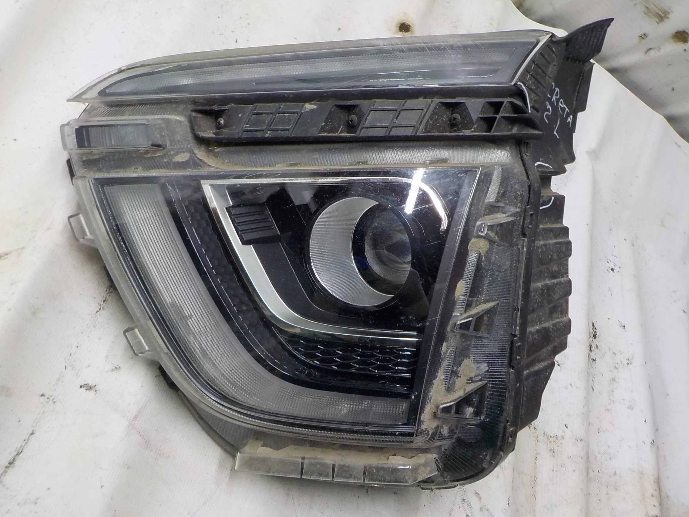 фара HYUNDAI CRETA