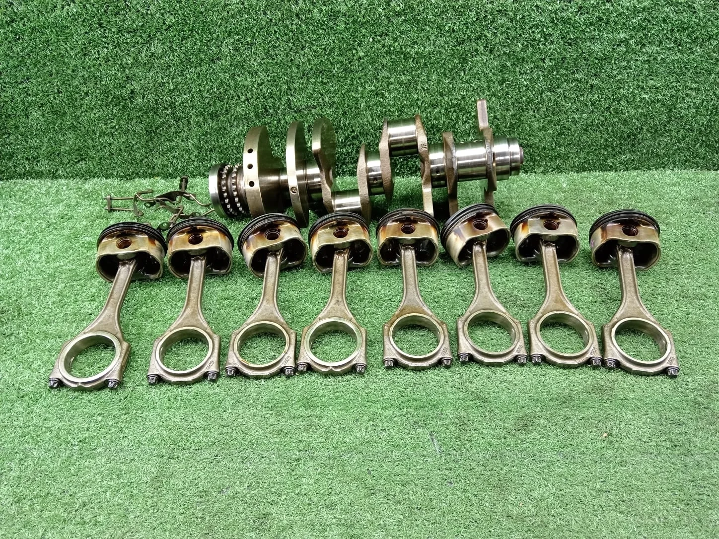 Коленвал поршни шатуны(комплект) Audi S4       079105101N