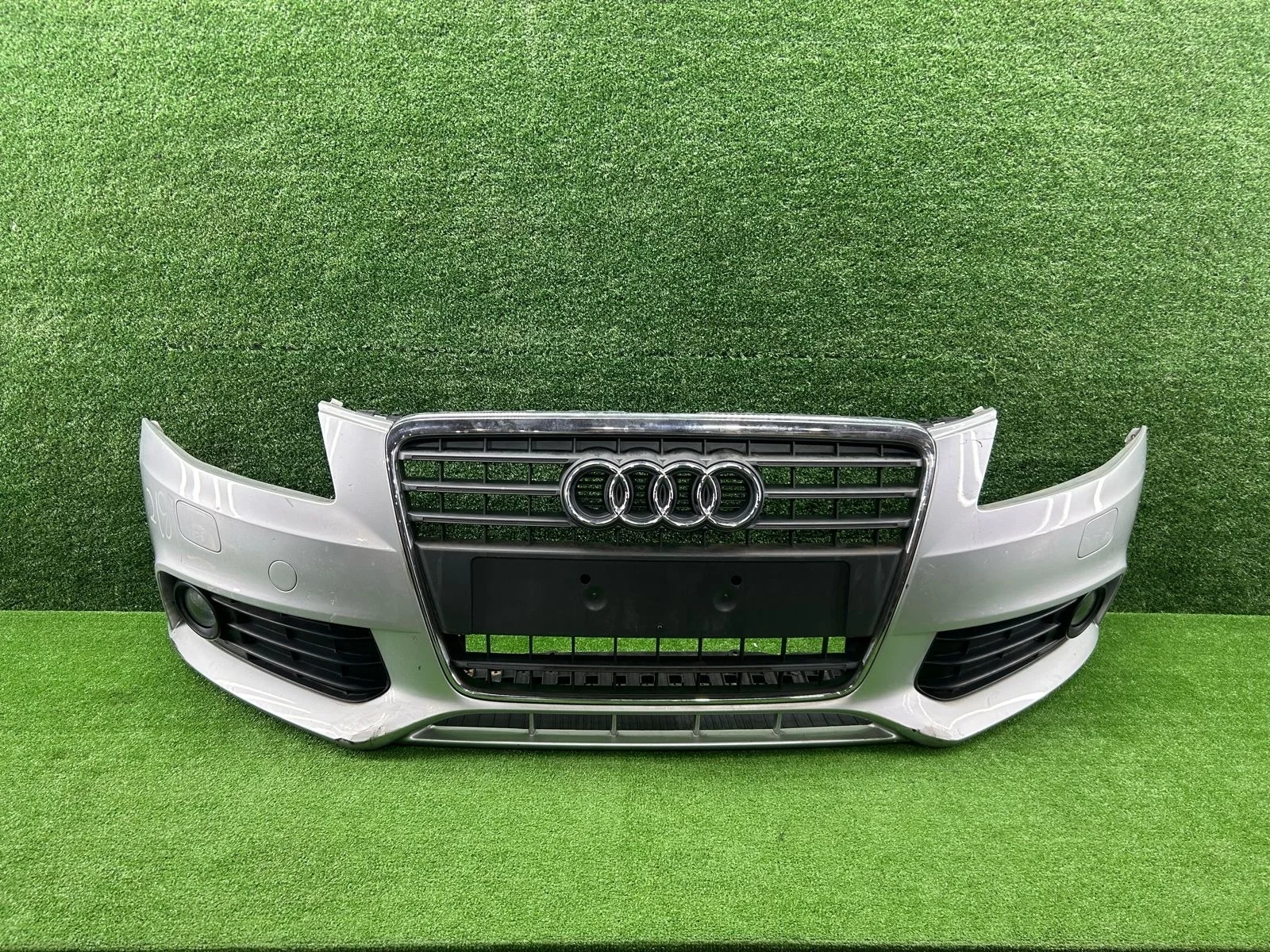 Бампер передний  Audi A4 B8 Audi A4 B8 8K CDN; CDH 2WD; 4WD B8 (2007—2011) 8K0807437A