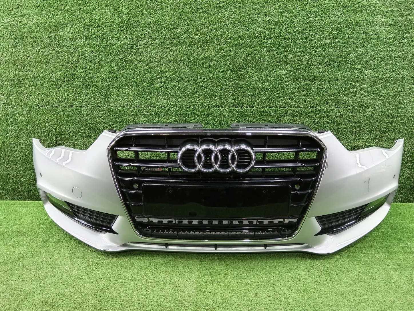 Бампер передний Audi A5 8T рестайлинг       8T0807437AD
