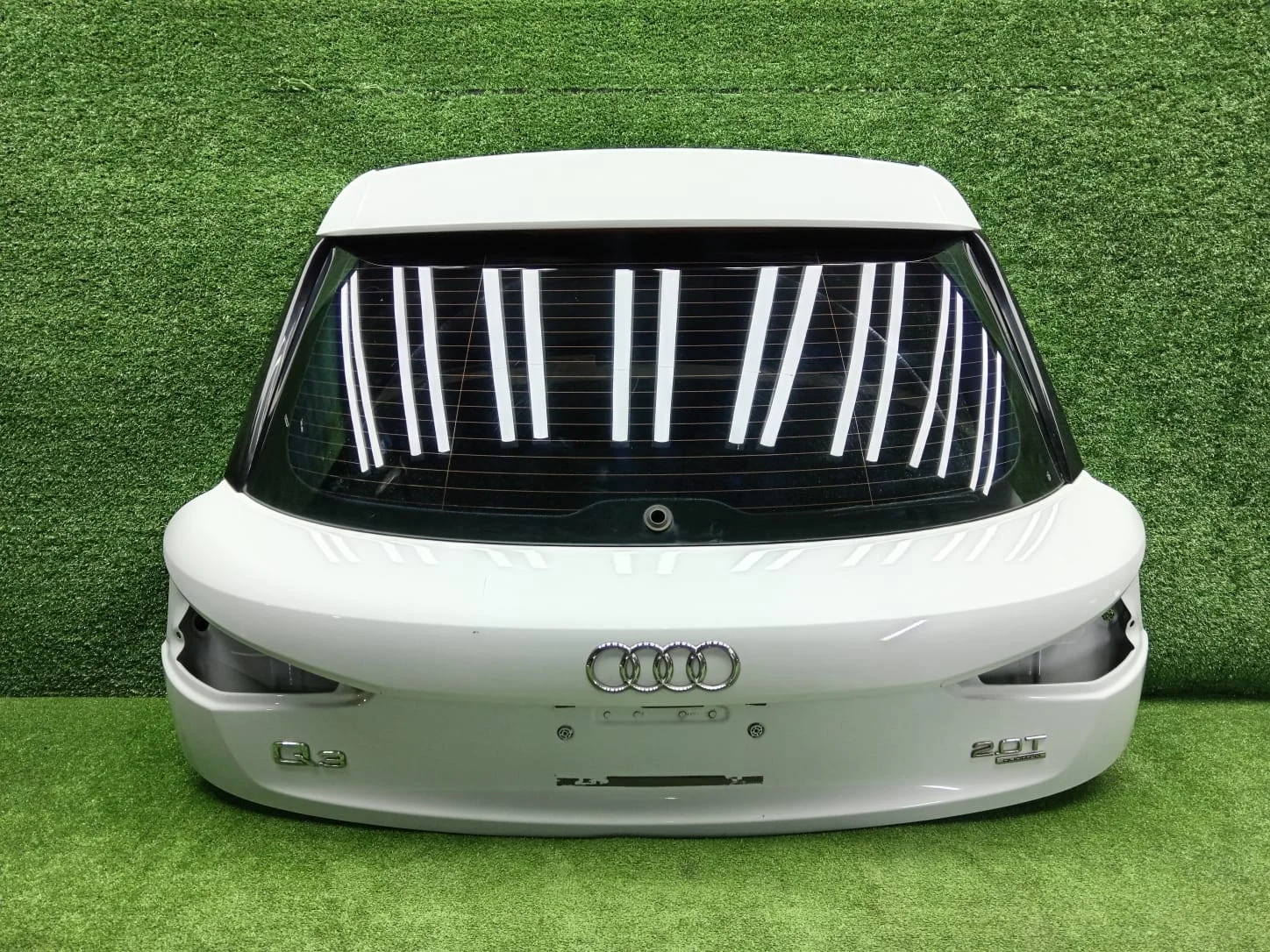 Дверь багажника Audi Q3 Audi Q3 8U  CPSA 4WD  8U0827025