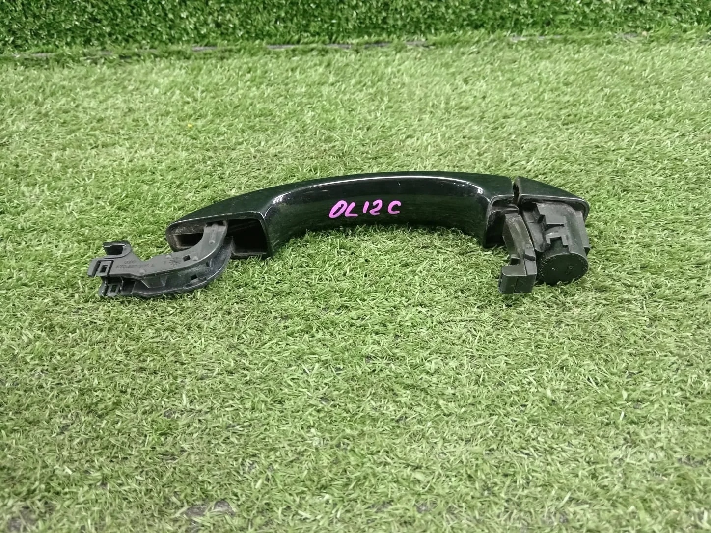 Ручка двери внешняя Audi A4 B8  CDN 4WD  8T0837205A