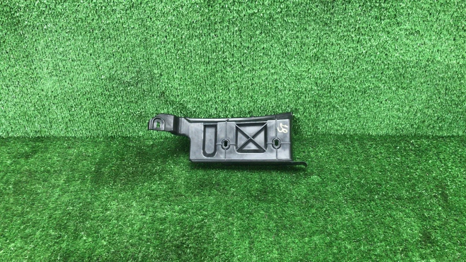 Крепление заднего бампера левое Audi A6 C6 4F BDX 4WD C6 (2004—2008) 4F5807897A