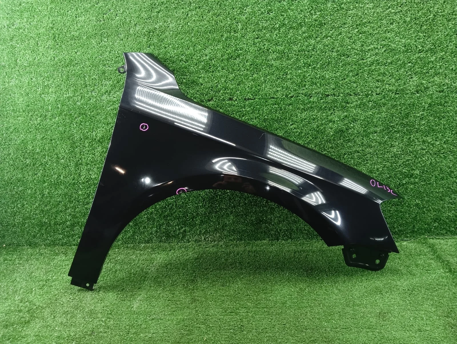 Крыло переднее правое  VW Passat B7 [VAG] Volkswagen Passat b7  CAXA 2WD  3AA821022B