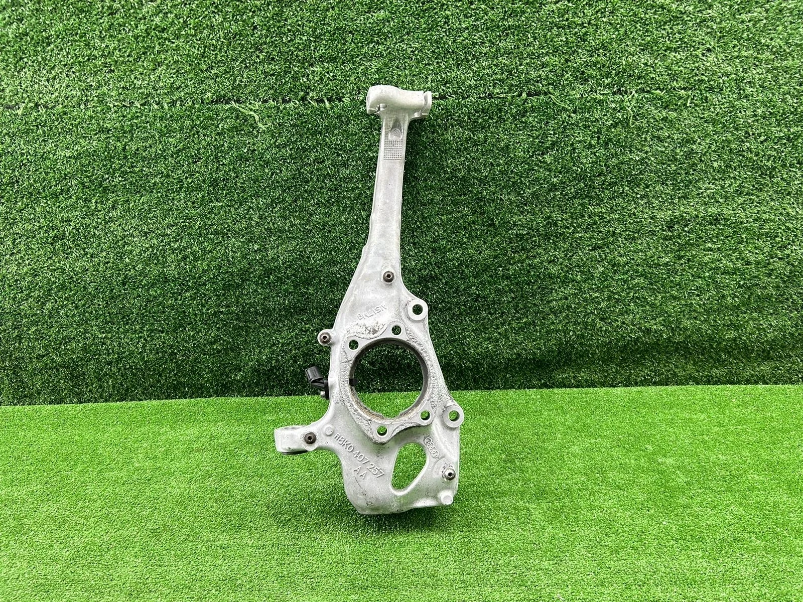 Кулак поворотный левый Audi A4 A5 A6 A7 Q5 рест KSM Audi A6 C7 4G CHV 4WD  4G0407253A
