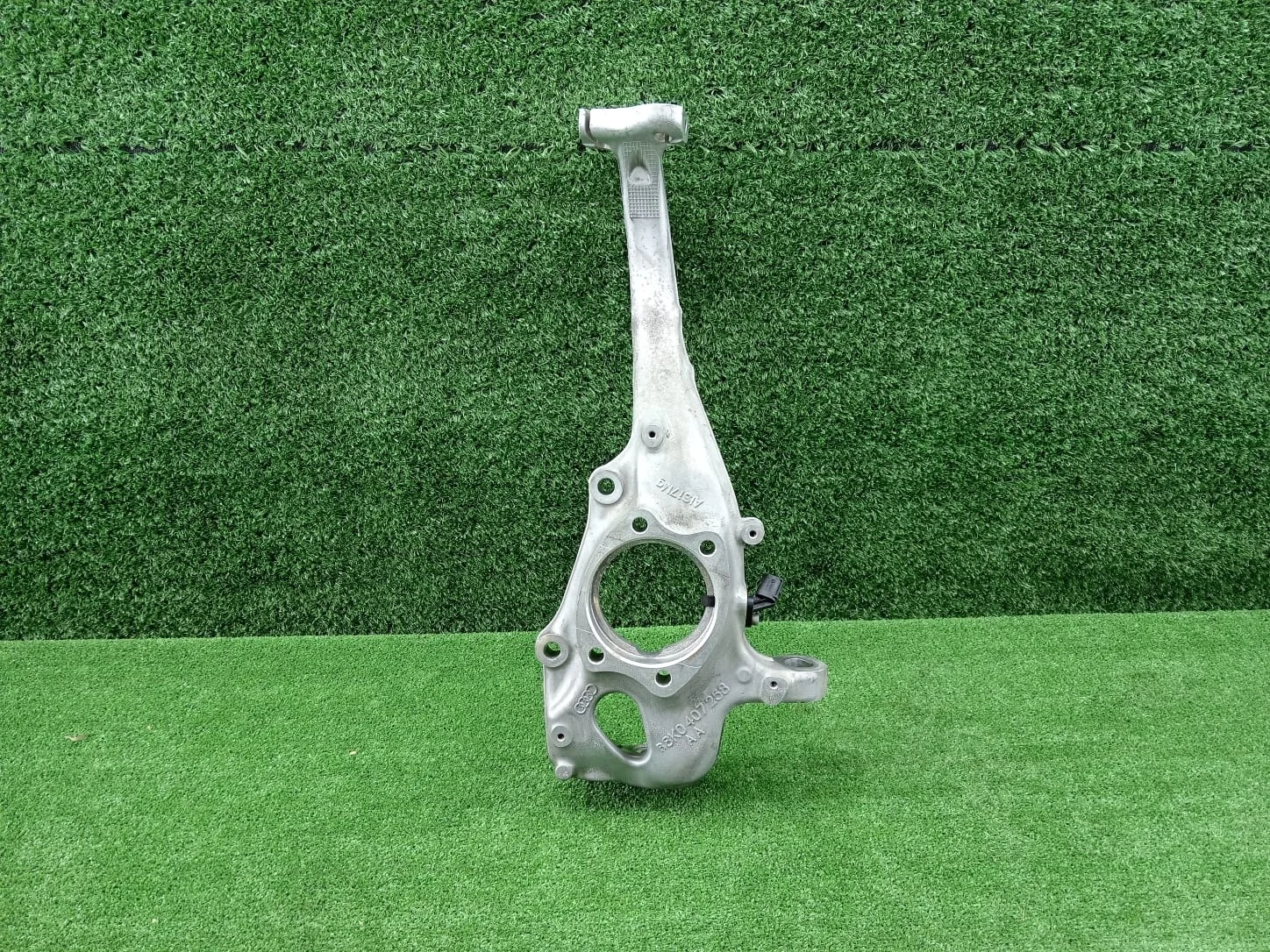 Кулак поворотный правый Audi A4 A5 A6 A7 Q5 рест Audi A6 C7 4G CHV 4WD  4G0407254A