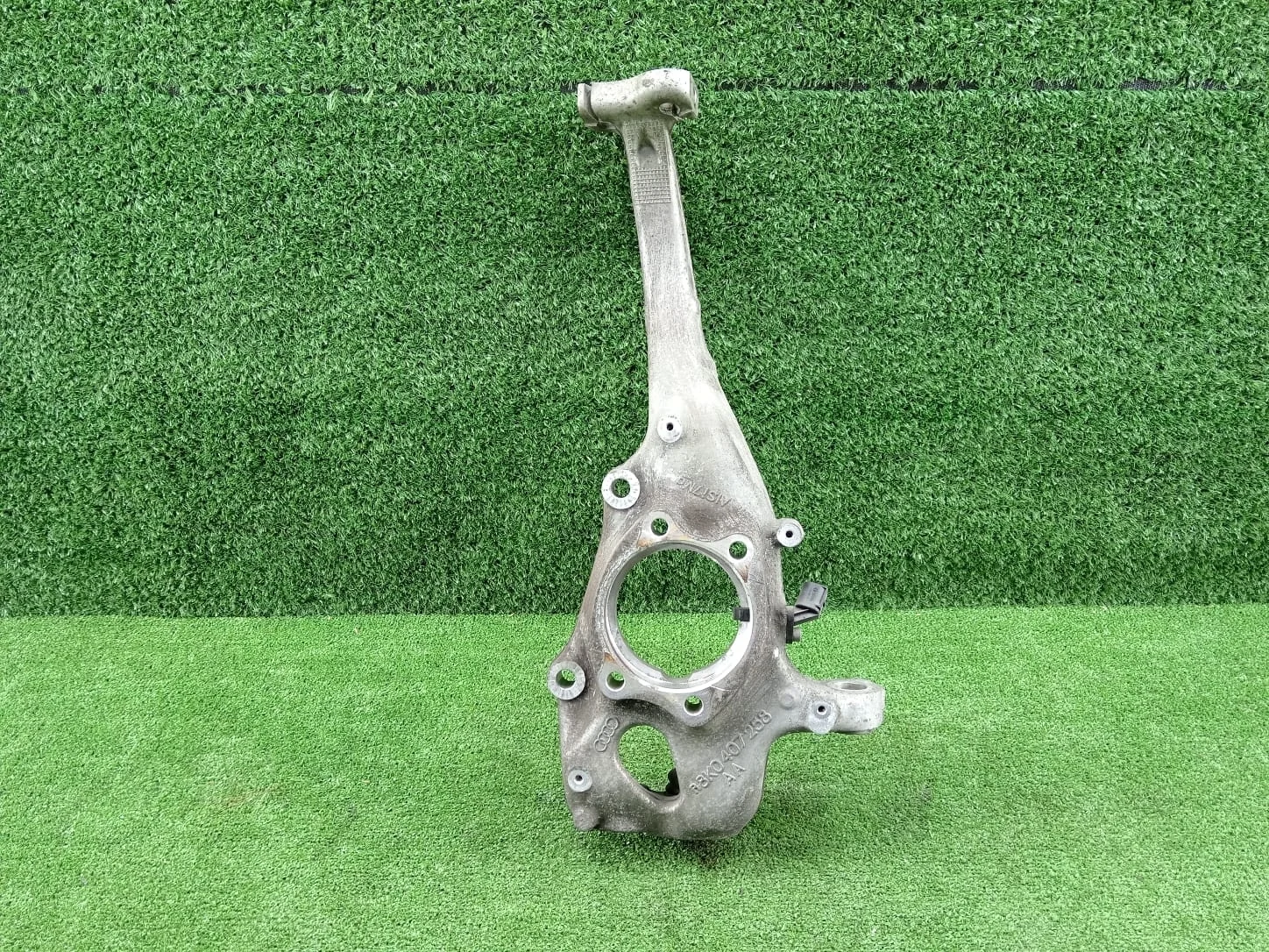 Кулак поворотный правый Audi A4 A5 A6 A7 Q5 рест Audi A6 C7 4G CHV 4WD  4G0407254A