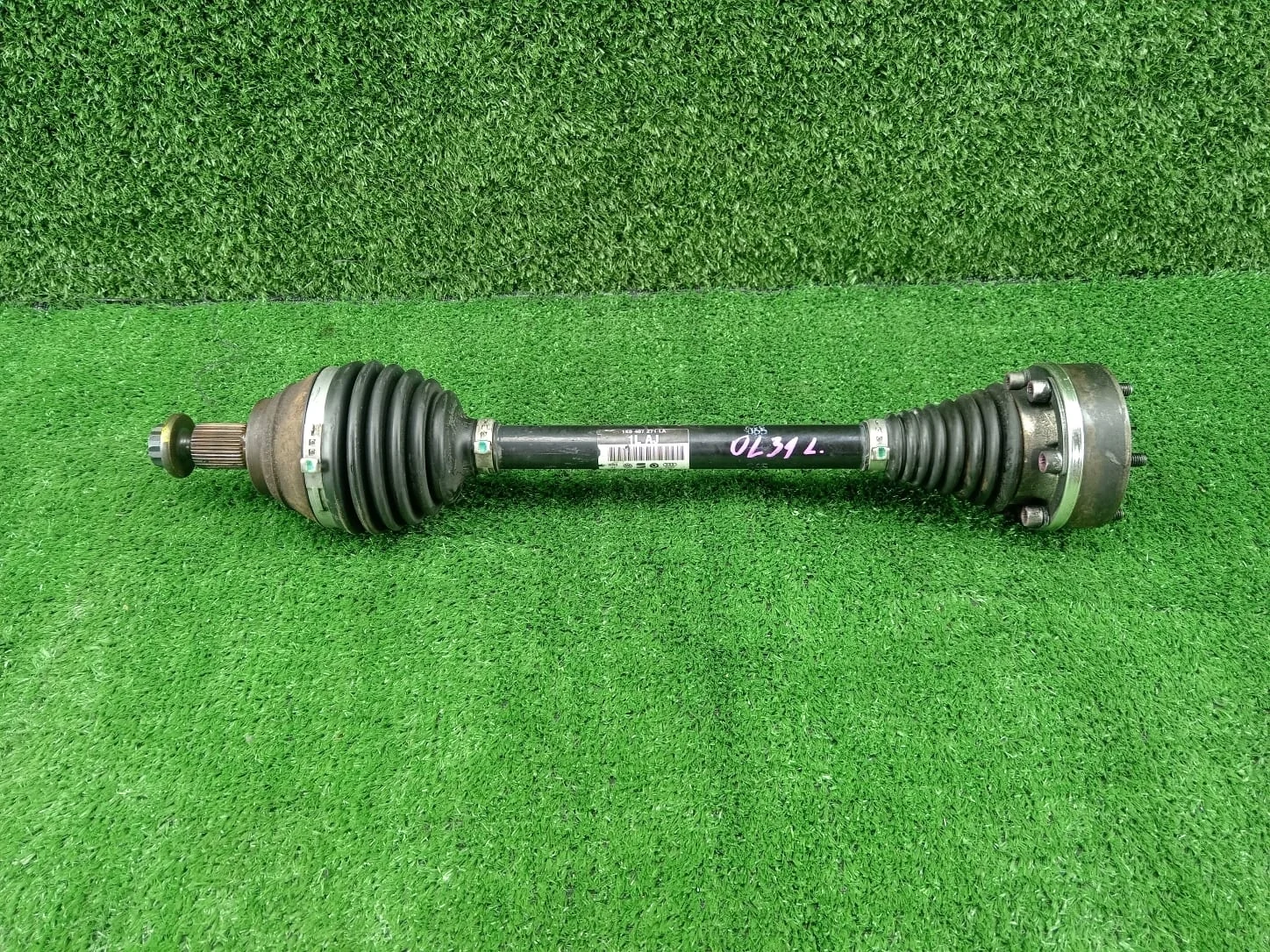 Привод передний левый Volkswagen Passat b7  CAXA 2WD  1K0407271LA