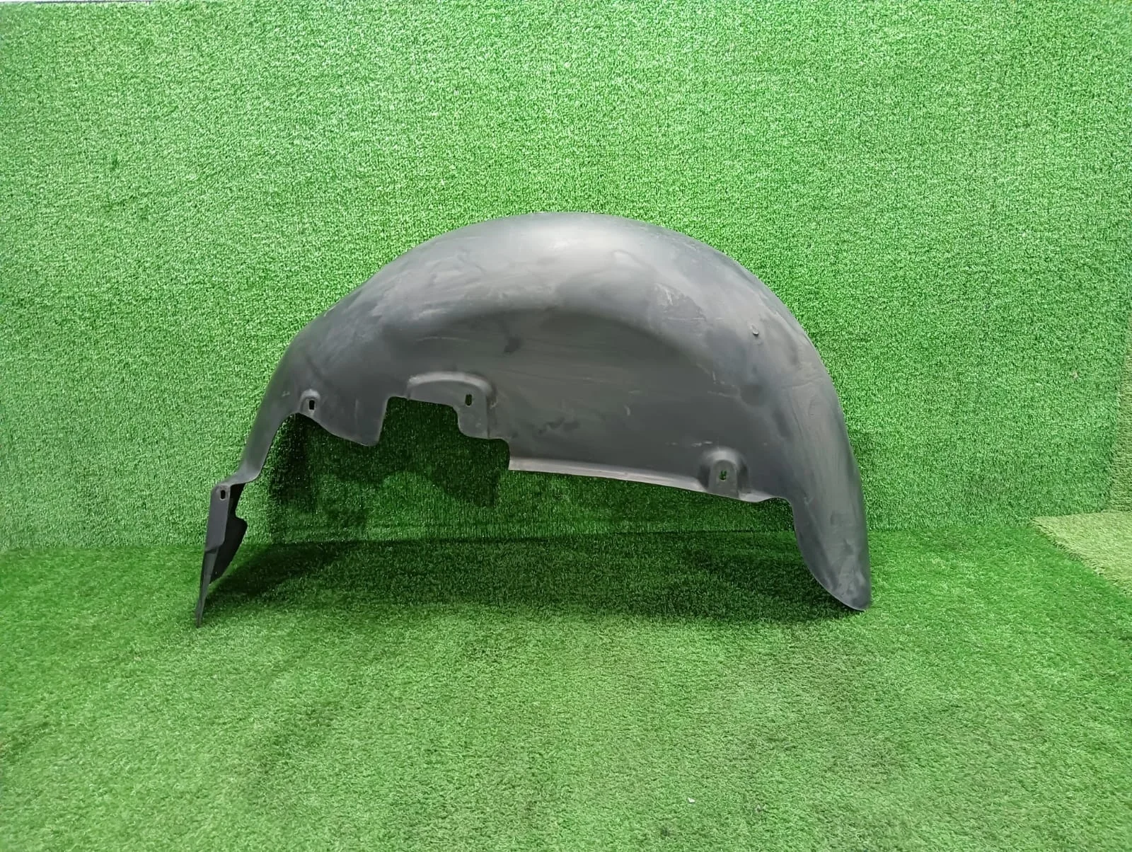Подкрылок задний правый Volkswagen Touareg 7L 7L BMV 4WD I (2002—2006) 7L6810972A