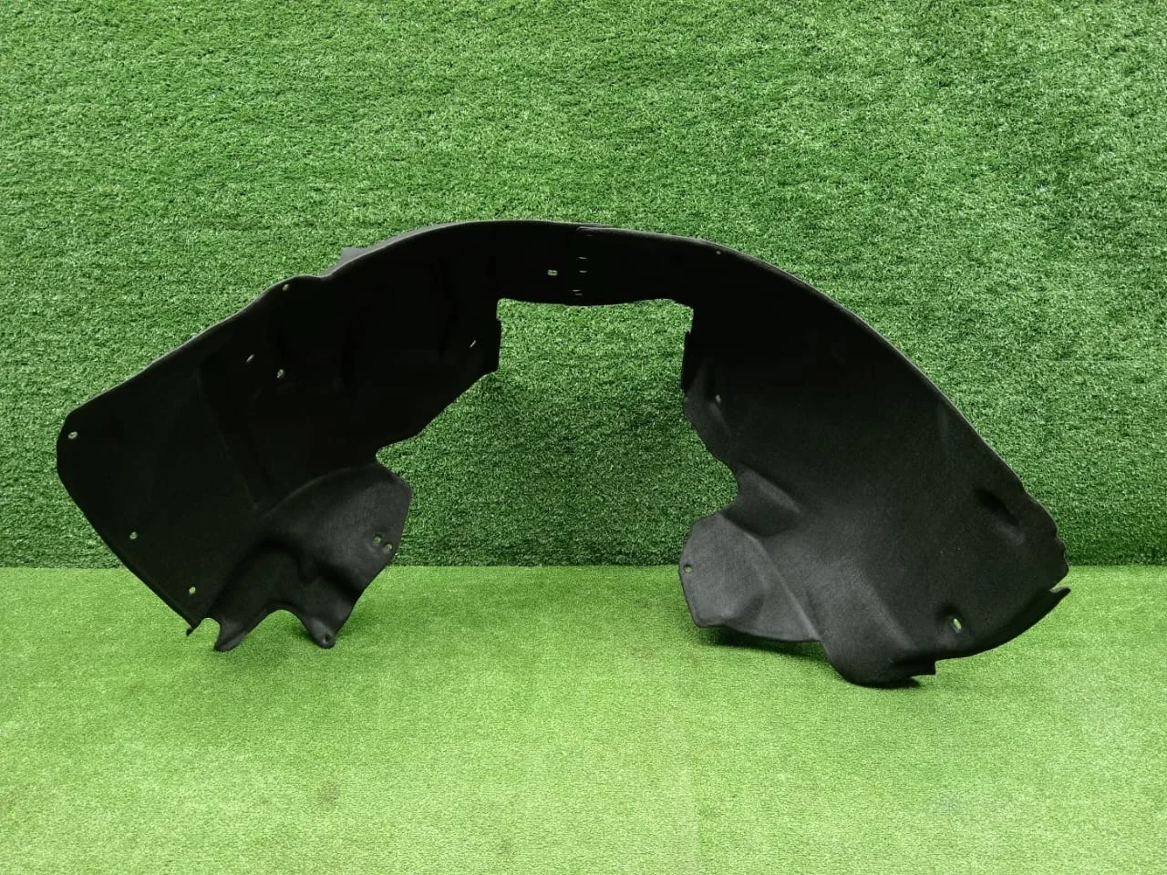 Подкрылок передний левый Audi A4 B8       8K0821171G