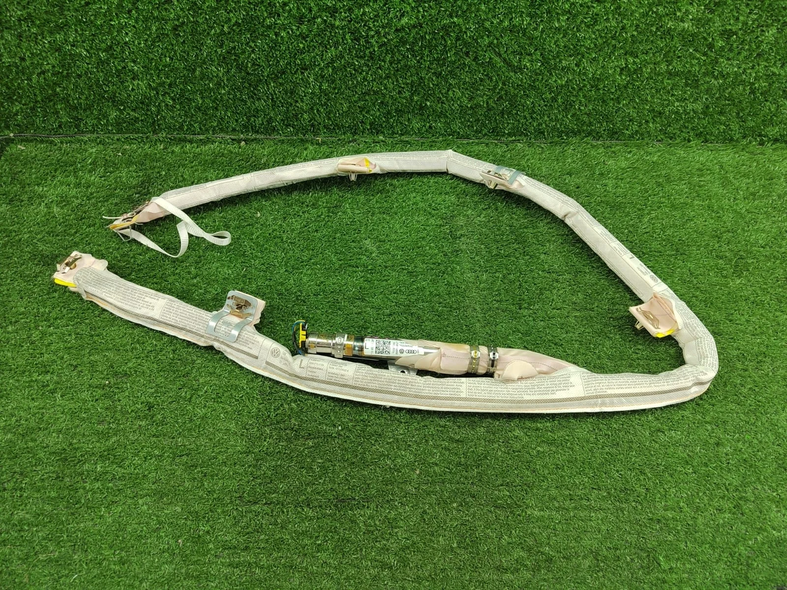 Подушка безопасности боковая (шторка) левая Volkswagen Passat CC  BWS 4WD  3C8880741C