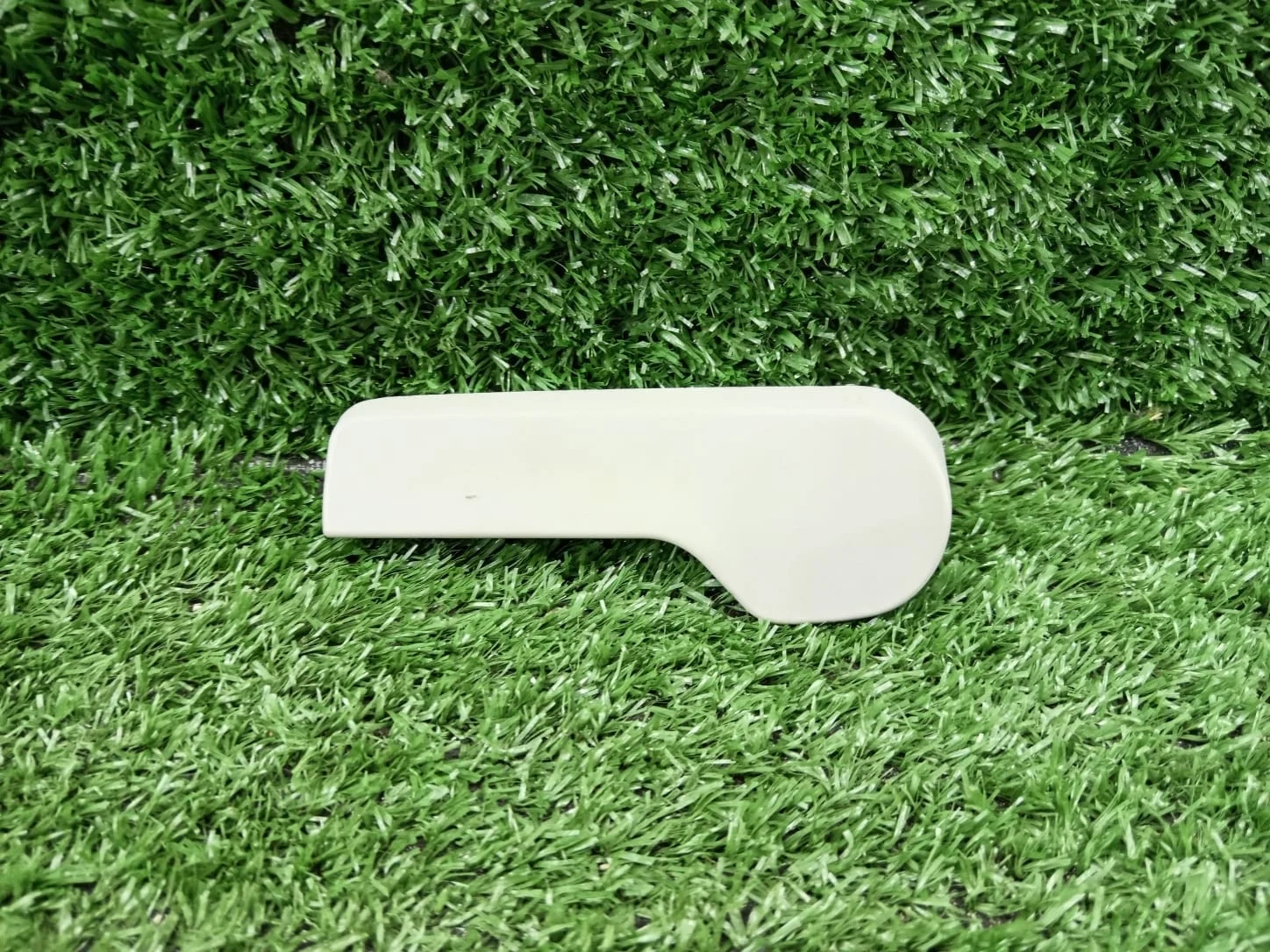 Ручка капота VW Skoda Seat       1J1823533C