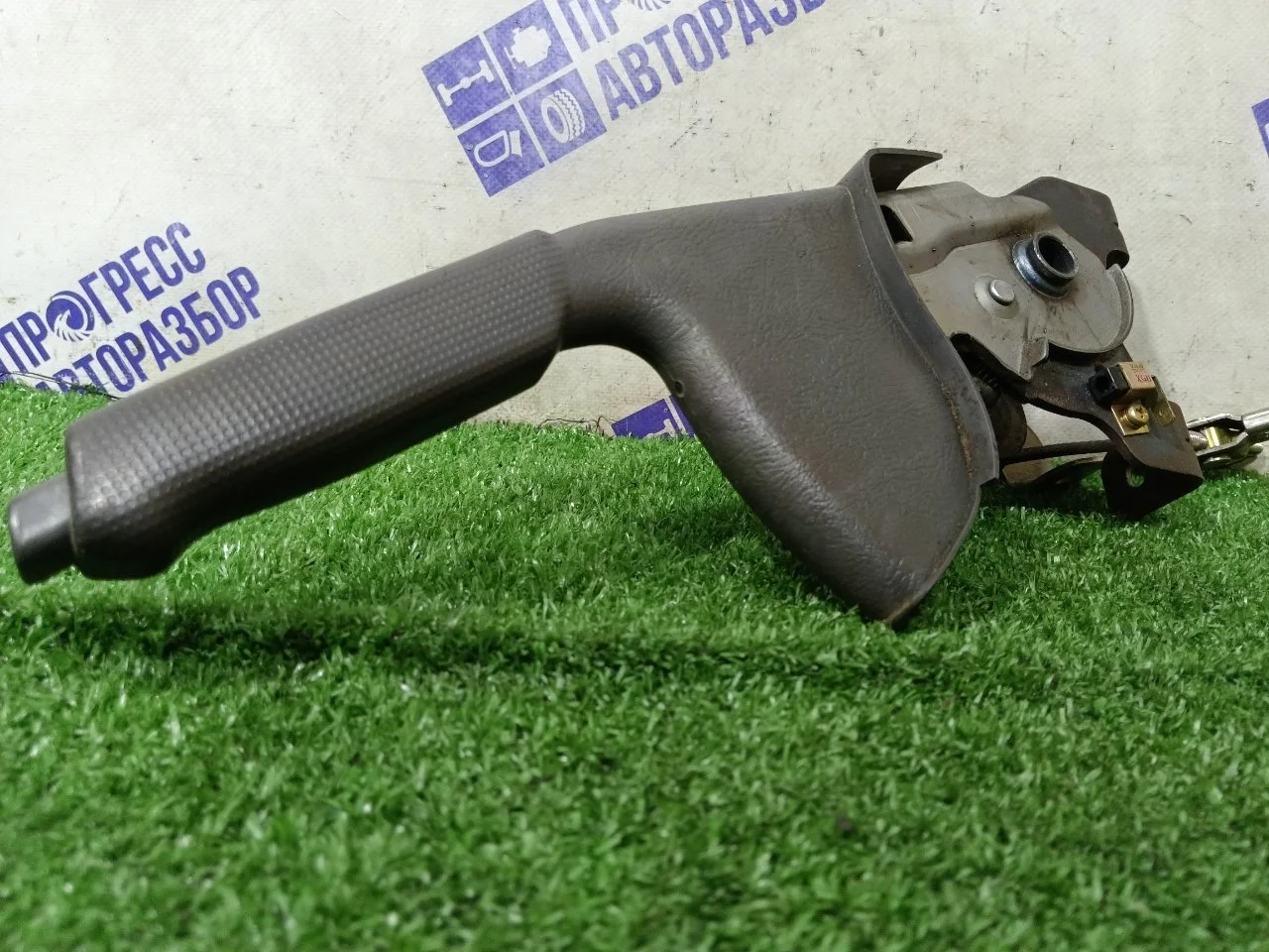 Ручка ручного тормоза Hyundai Elantra 3 Xd 2003 597102D520OH СЕДАН 2.0 G4GC