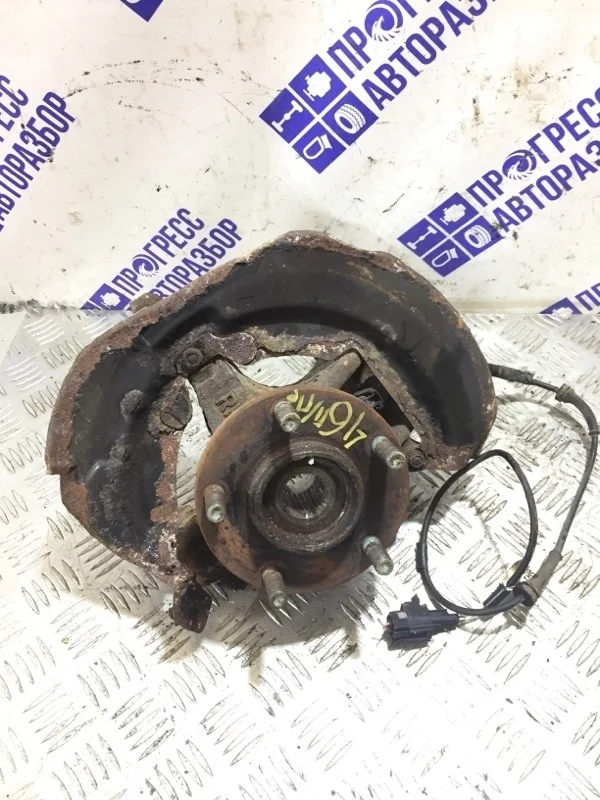 Поворотный кулак Mazda 3 Bl 2009 BBM233021B ХЭТЧБЕК 1.6 Z6, передний правый