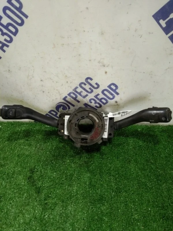 Подрулевой переключатель в сборе Volkswagen Passat B5 1999 4B0953503G СЕДАН 1.9 AHH ДИЗЕЛЬ