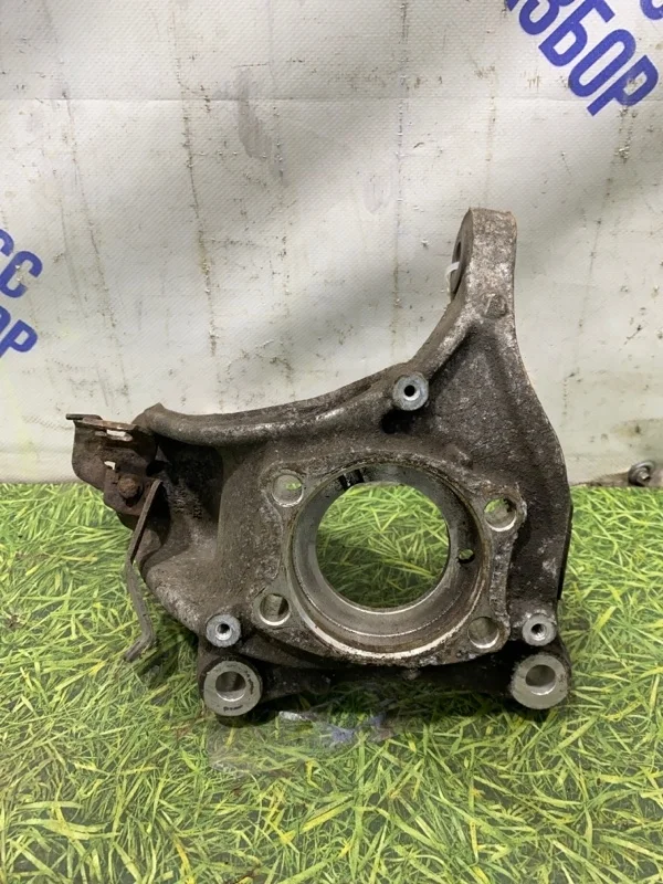 Поворотный кулак Volkswagen Passat B6 2006 3C0407253F СЕДАН 1.9 ДИЗЕЛЬ BXE, передний левый