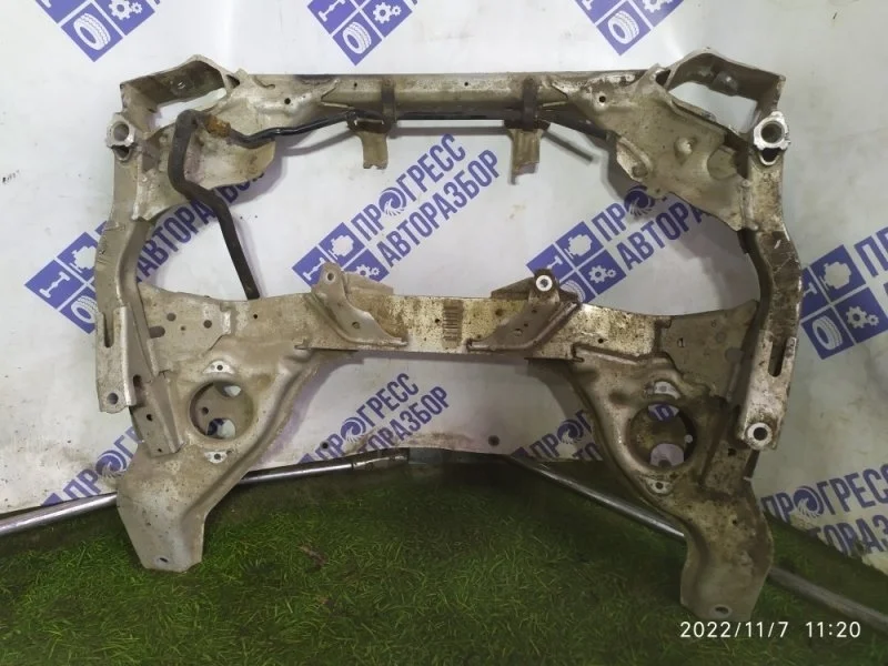 Подрамник Bmw E91 2006 31116785639 УНИВЕРСАЛ 2.0 ДИЗЕЛЬ M47N2, передний