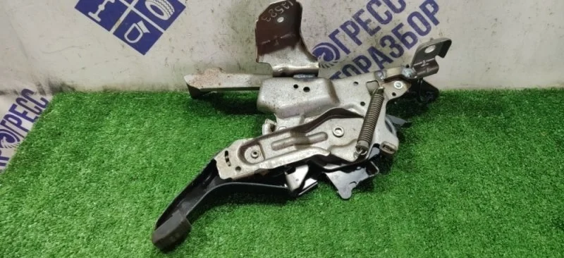 Педаль стояночного тормоза (Ножник) Nissan Teana J31 2006 36010JN00A СЕДАН 2.3 VQ23DE