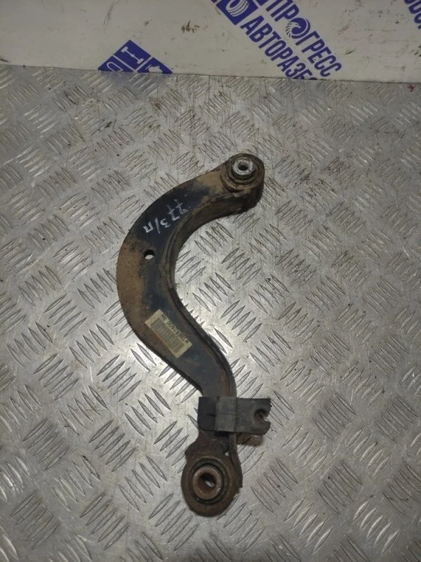 Рычаг подвески Volkswagen Tiguan 2009 1K0505323N КРОССОВЕР 1.4 CAV, задний правый