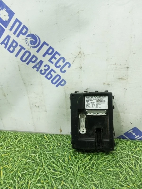 Блок электронный Infiniti Fx35 2004 284B1CG000 КРОССОВЕР 3.5 VQ35DE