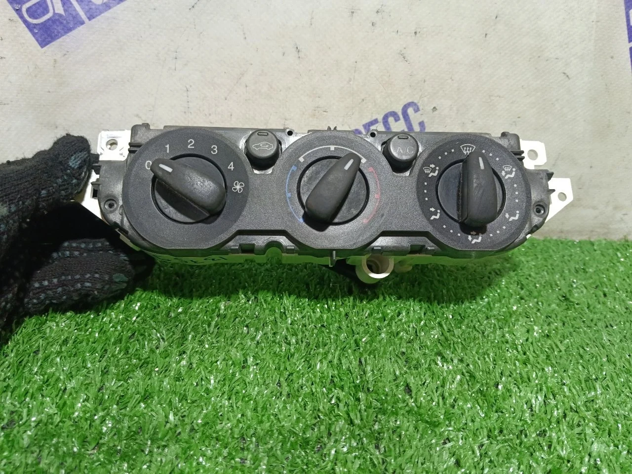 Блок управления климат-контролем Ford Focus 2+ 2008 7M5T19980AA ХЭТЧБЭК 1.6 SHDA