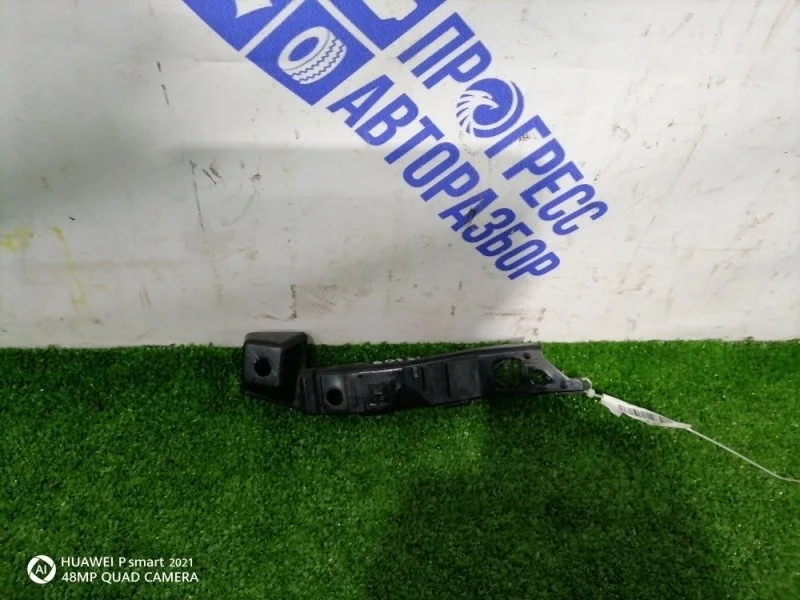 Крепление бампера Kia Ceed 2009 865131H500 ХЭТЧБЭК 1.4 G4FA, переднее левое