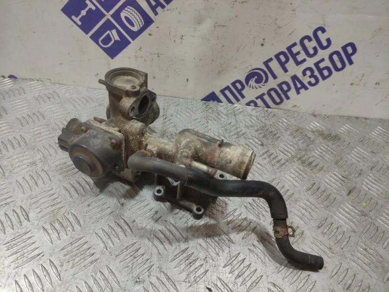 Корпус термостата Ford Mondeo 3 2004 1633900 СЕДАН 1.8 130 DURATEC HESCI (130)