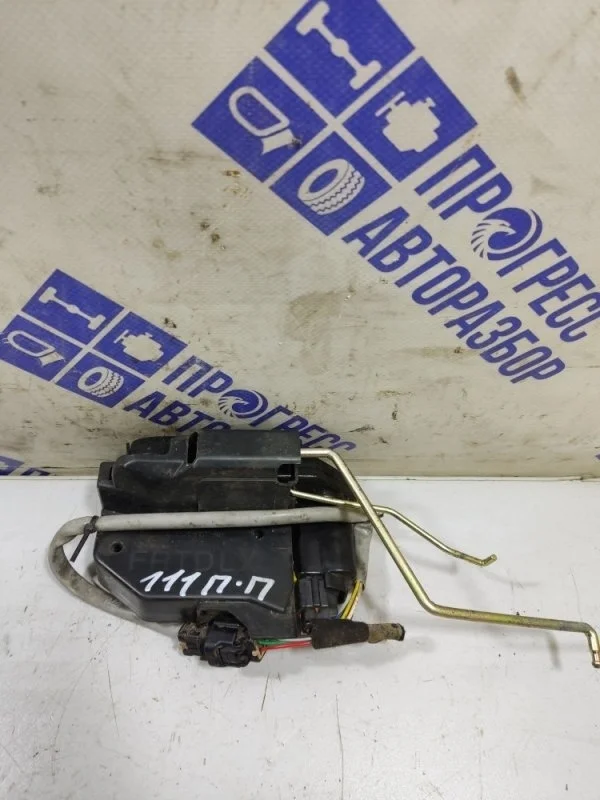 Замок двери Hyundai Getz 2006 813201C021 ХЭТЧБЕК 1.6 G4ED, передний правый