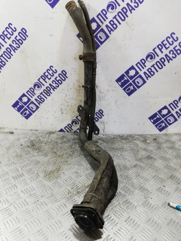 Горловина Hyundai Getz 2006 695101C000 ХЭТЧБЕК 1.6 G4ED