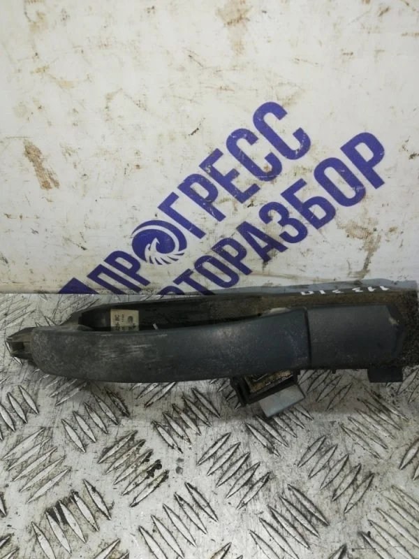 Ручка двери внешняя Ford Mondeo 3 2005 1451789 СЕДАН 1.8, задняя правая