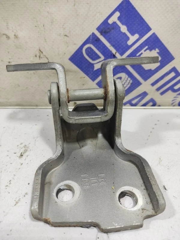 Петля двери Suzuki Sx4 2010 6931063JA0 ХЭТЧБЕК 1.6 RW416