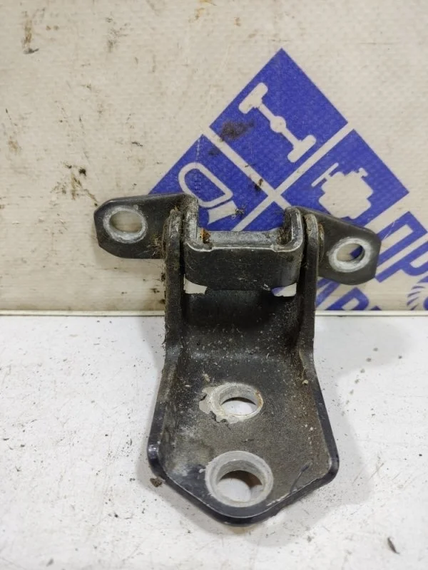 Петля двери Mazda 3 Bk 2007 F15158210 СЕДАН 1.6 Z6, задняя левая