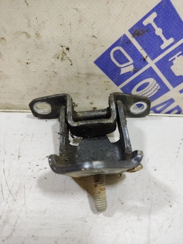 Петля двери Mazda 3 Bk 2007 F15158210 СЕДАН 1.6 Z6