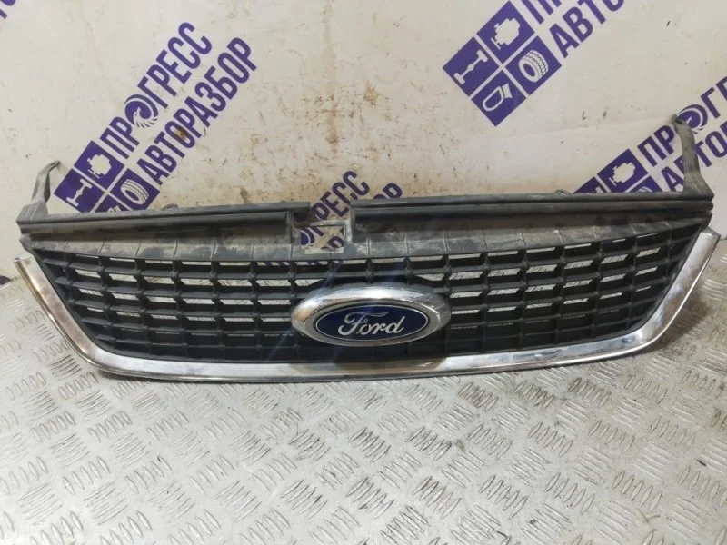 Решетка радиатора Ford Mondeo 4 2008 1509301 УНИВЕРСАЛ 2.0