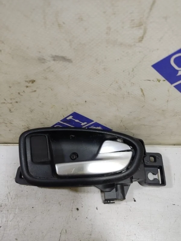 Ручка двери внутренняя Ford Mondeo 4 2008 1475096 УНИВЕРСАЛ 2.0, передняя правая