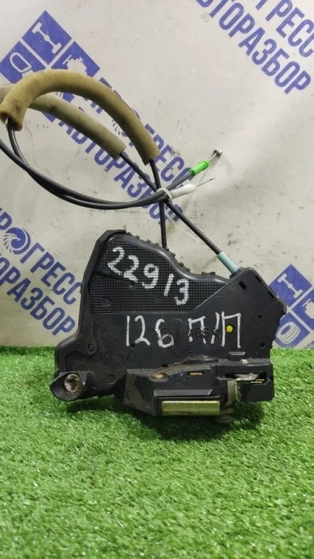 Замок двери Toyota Corolla 2003 6903033241 СЕДАН 1.4 4ZZFE, передний правый