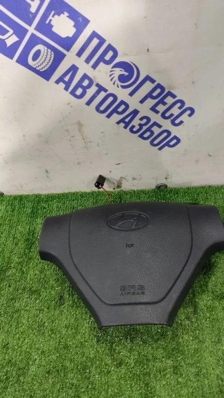 Подушка безопасности в руль (AIRBAG) Hyundai Getz 2004 569001C000BJ ХЭТЧБЕК 1.3 G4EA