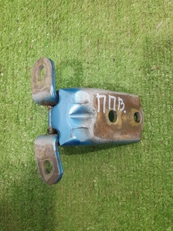 Петля двери Hyundai Getz 2004 793101C000 ХЭТЧБЕК 1.3 G4EA, передняя правая